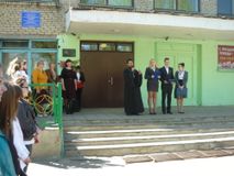Памяти павших будем достойны
